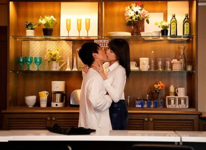 Đi làm thêm rồi vụng trộm với trai trẻ vì thiếu thốn - JAV HD Video | Javhay