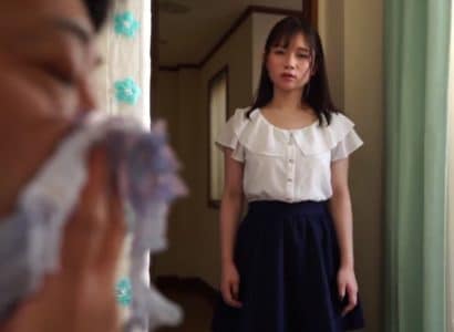 Watch Con gái phát hiện bố dượng biến thái ngửi đồ lót của mình in HD Con gái phát hiện bố dượng biến thái ngửi đồ lót của mình - JAV HD Video | Javhay