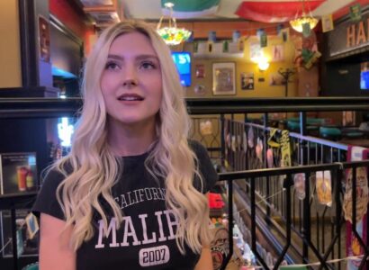 Watch Eva Elfie gạ một chàng trai may mắn ở quán bar vào toilet in HD Eva Elfie gạ một chàng trai may mắn ở quán bar vào toilet - JAV HD Video | Javhay