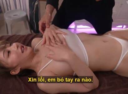 Em gái đi mát-xa ban đầu còn ngại ngùng nhưng bị anh nhân viên kích thích thì… - JAV HD Video | Javhay