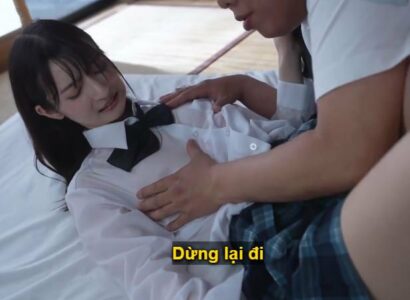 Watch Bố dượng không còn kiềm được trước cô con gái trong bộ đồng phục bị ướt mưa in HD Bố dượng không còn kiềm được trước cô con gái trong bộ đồng phục bị ướt mưa - JAV HD Video | Javhay