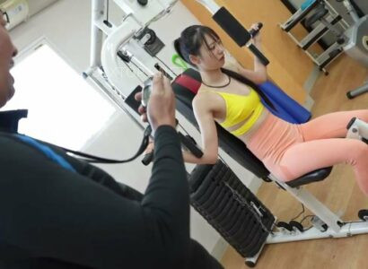 Với chiếc đồng hồ ngưng thời gian, người đàn ông địt em gái ở phòng gym đã thèm bấy lâu - JAV HD Video | Javhay